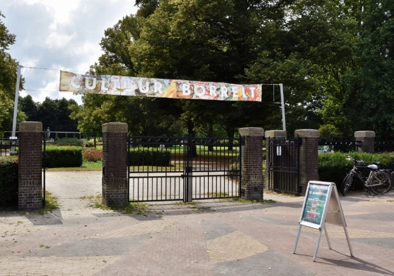 DSC_0215 (800x549).jpg